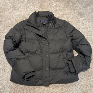 NWOT Patagonia Women’s Silent Down Jacket